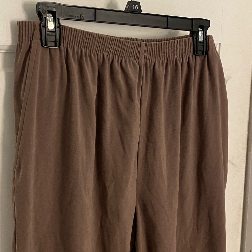 Women’s Brown Pants